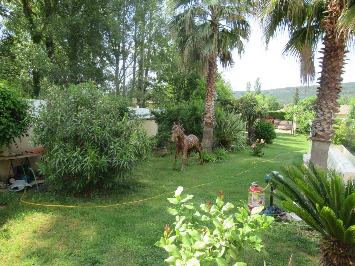 Le Cabanon Des Hirondelles Villa วีลล์โครซ ภายนอก รูปภาพ